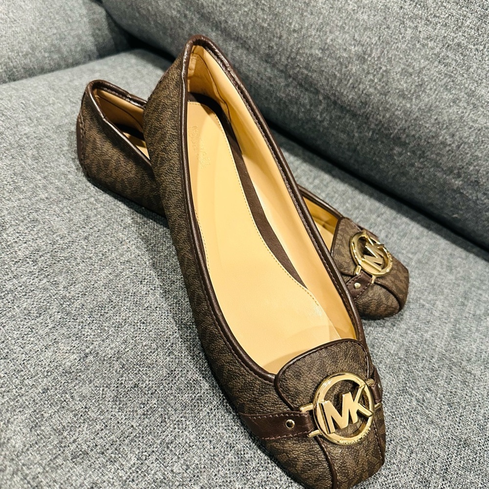 Brand New Michael Kors  Fulton Studded Logo Moccasin
